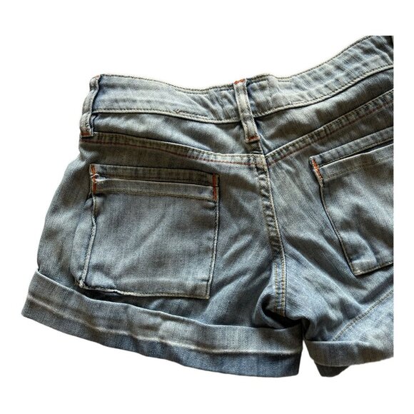 Farm Rio Jeans High Waisted Light Wash Denim Cuffed Shorts Pleated Size 36 - Picture 5 of 9